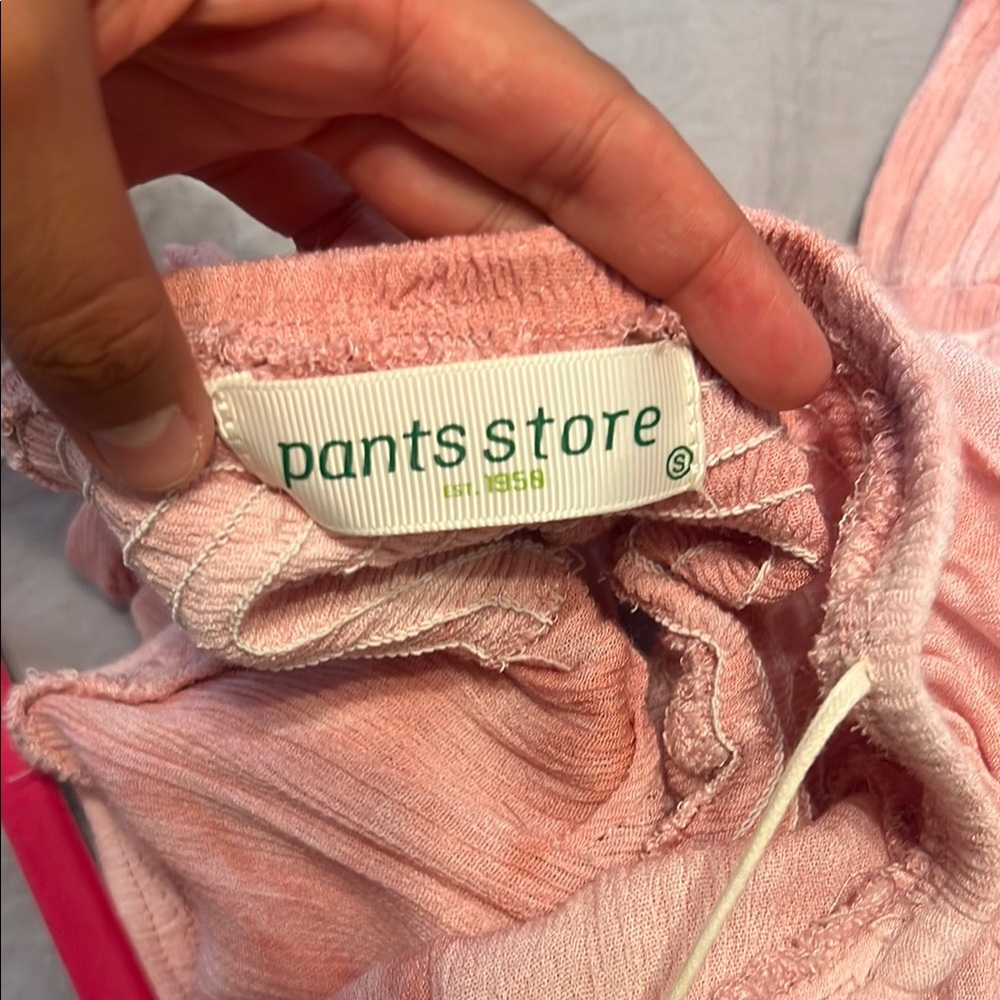 Pink Ruffled romper - Picture 2 of 5